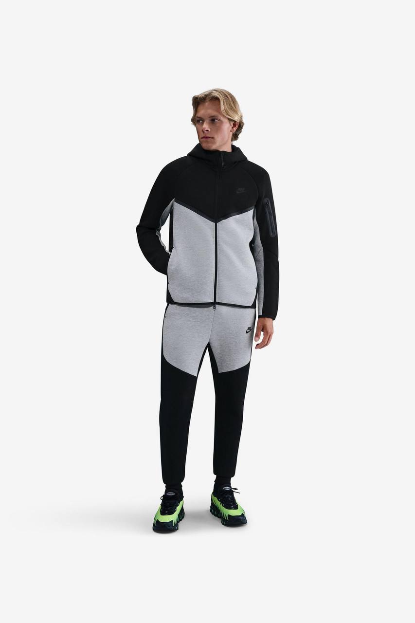 Chándal Nike Tech