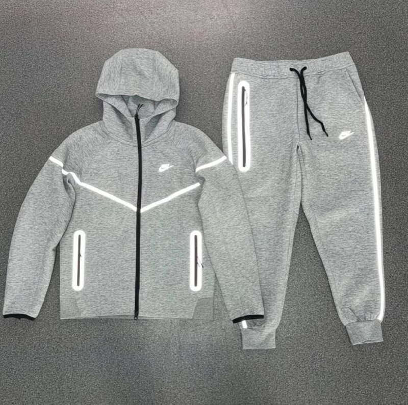 Chándal Nike Tech Reflectante