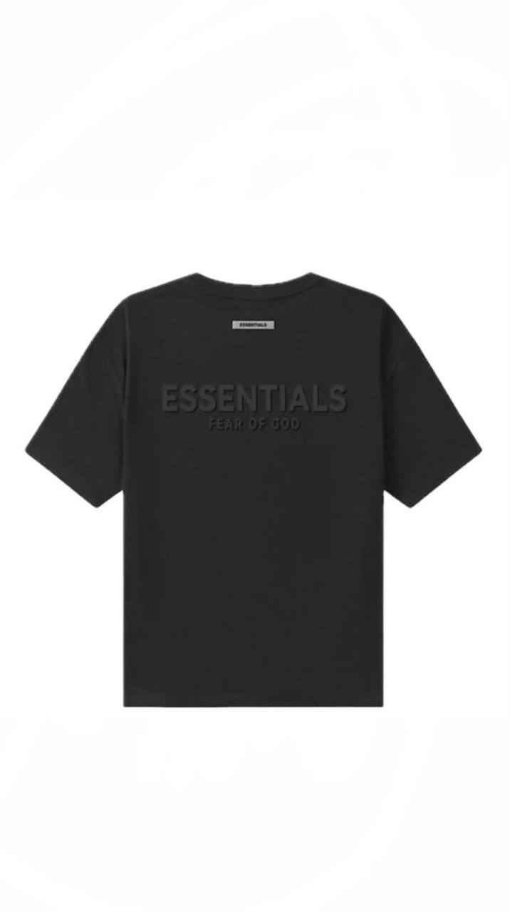 Camiseta Essentials
