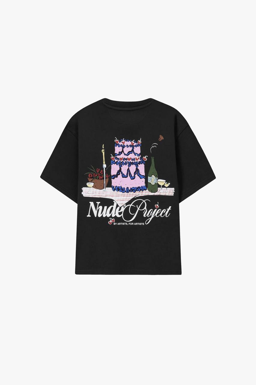 Camiseta Nude Project